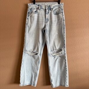 American Eagle Outfitters Straight Leg Stovepipe Distressed Jeans Size 6